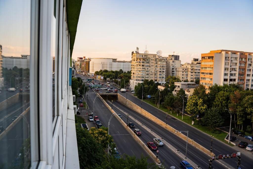 Modern 1 Bedroom Apartment In Bucharest Center! Exterior photo