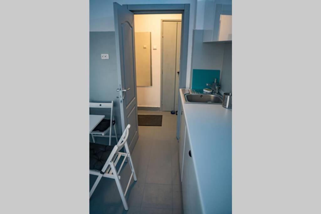 Modern 1 Bedroom Apartment In Bucharest Center! Exterior photo